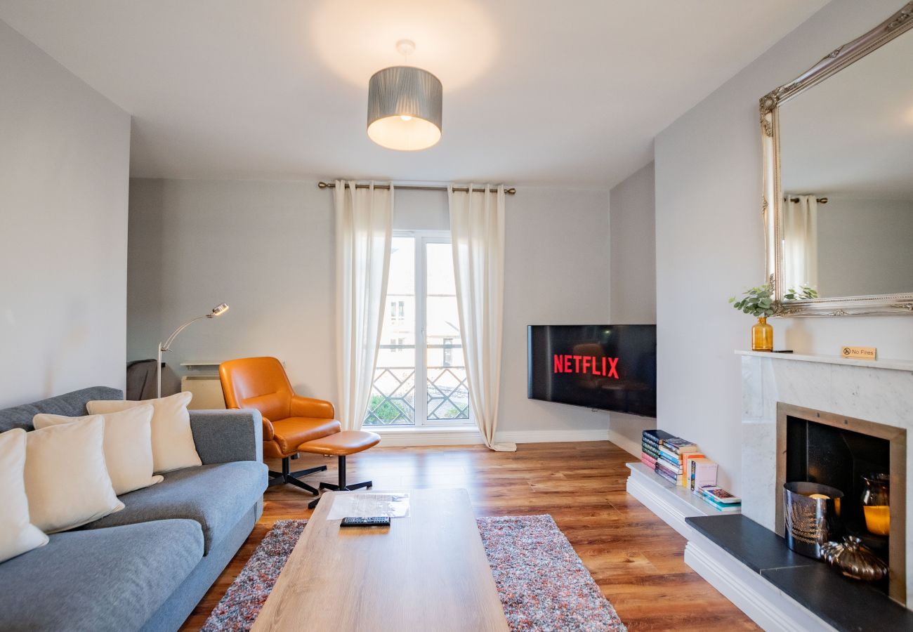 Terraced House in Galway City - Top of the City Townhouse