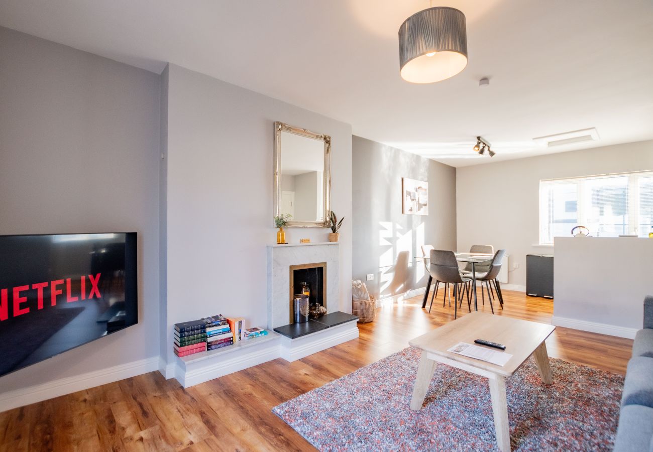 Terraced House in Galway City - Top of the City Townhouse