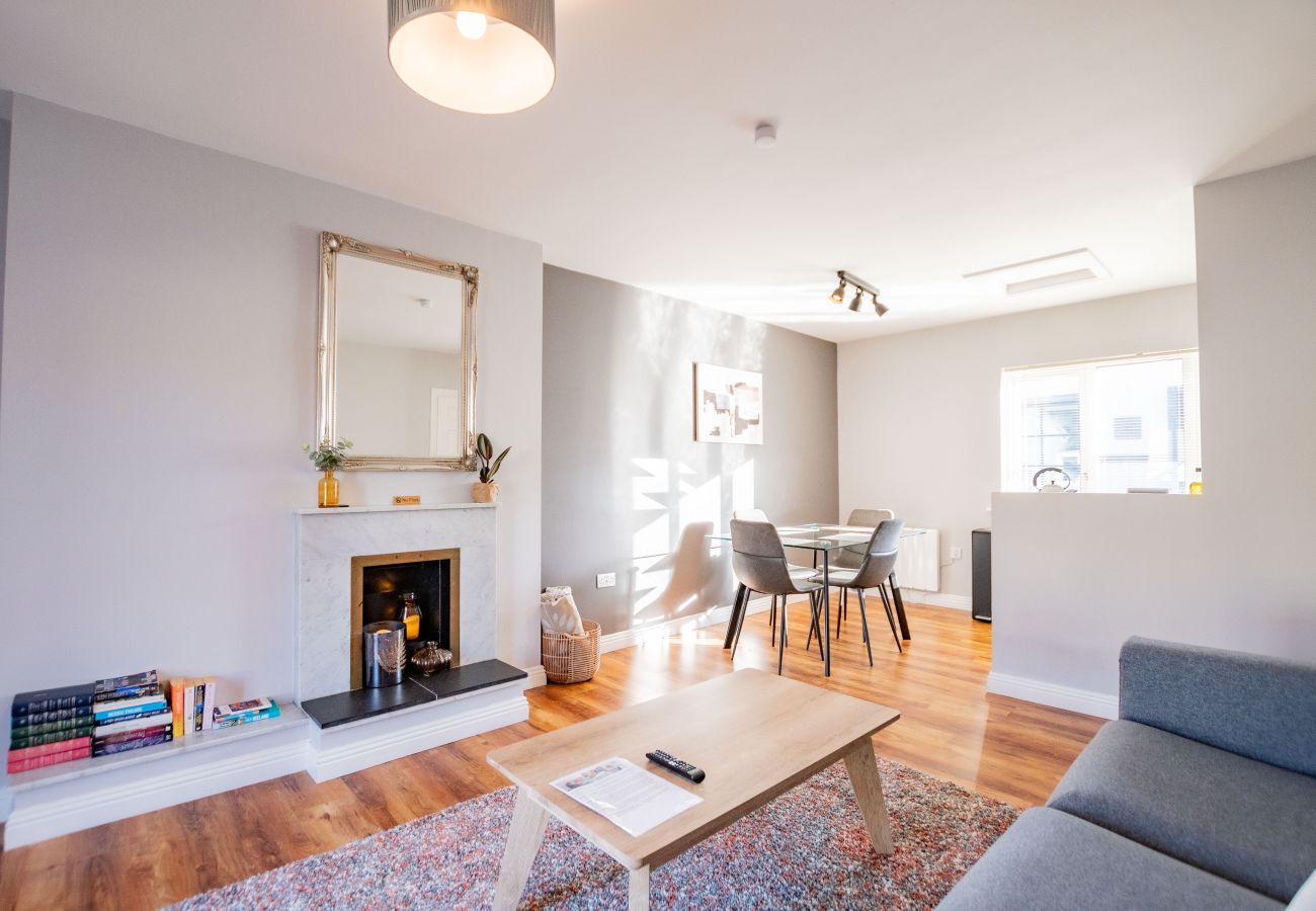Terraced House in Galway City - Top of the City Townhouse