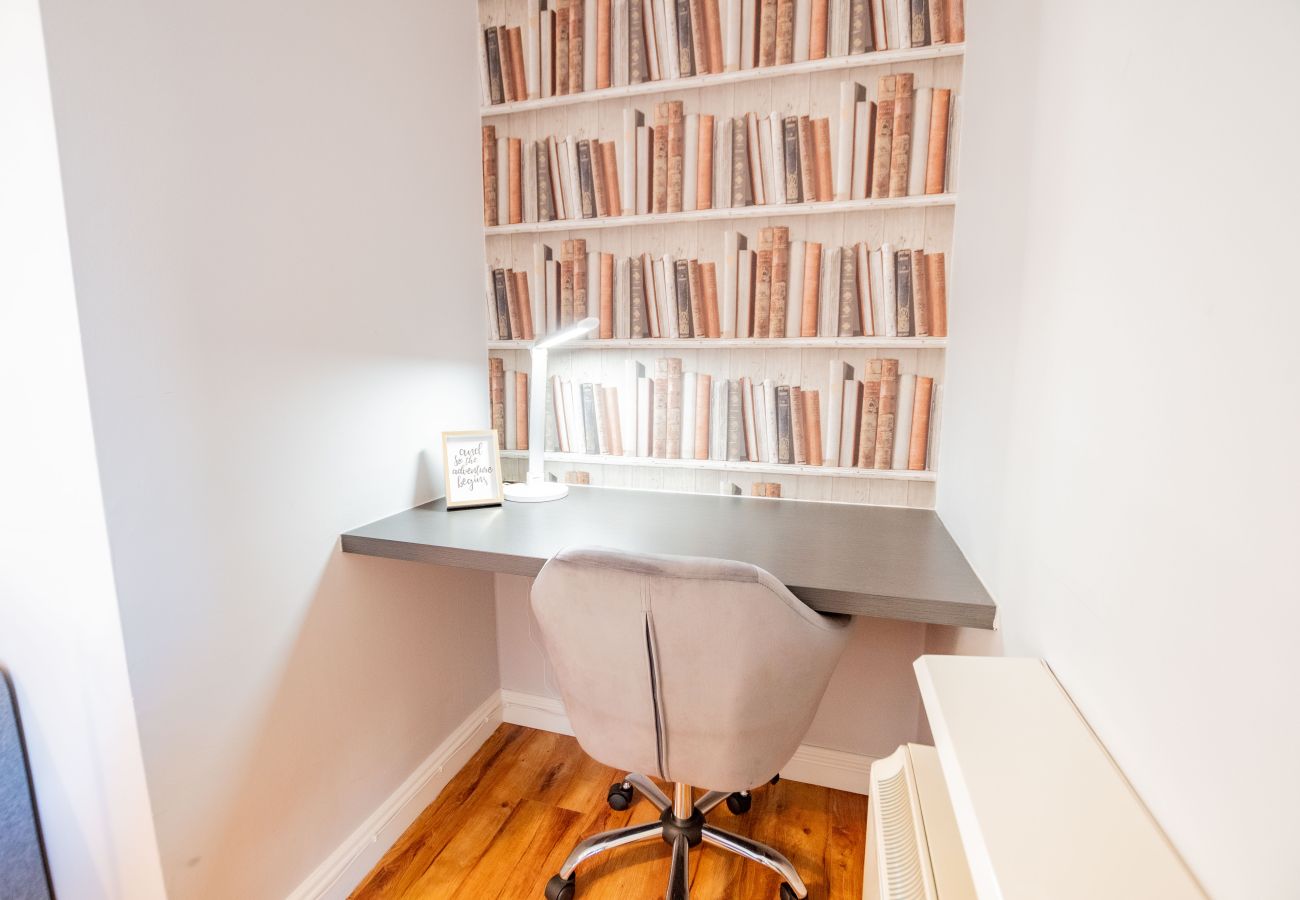 Terraced House in Galway City - Top of the City Townhouse