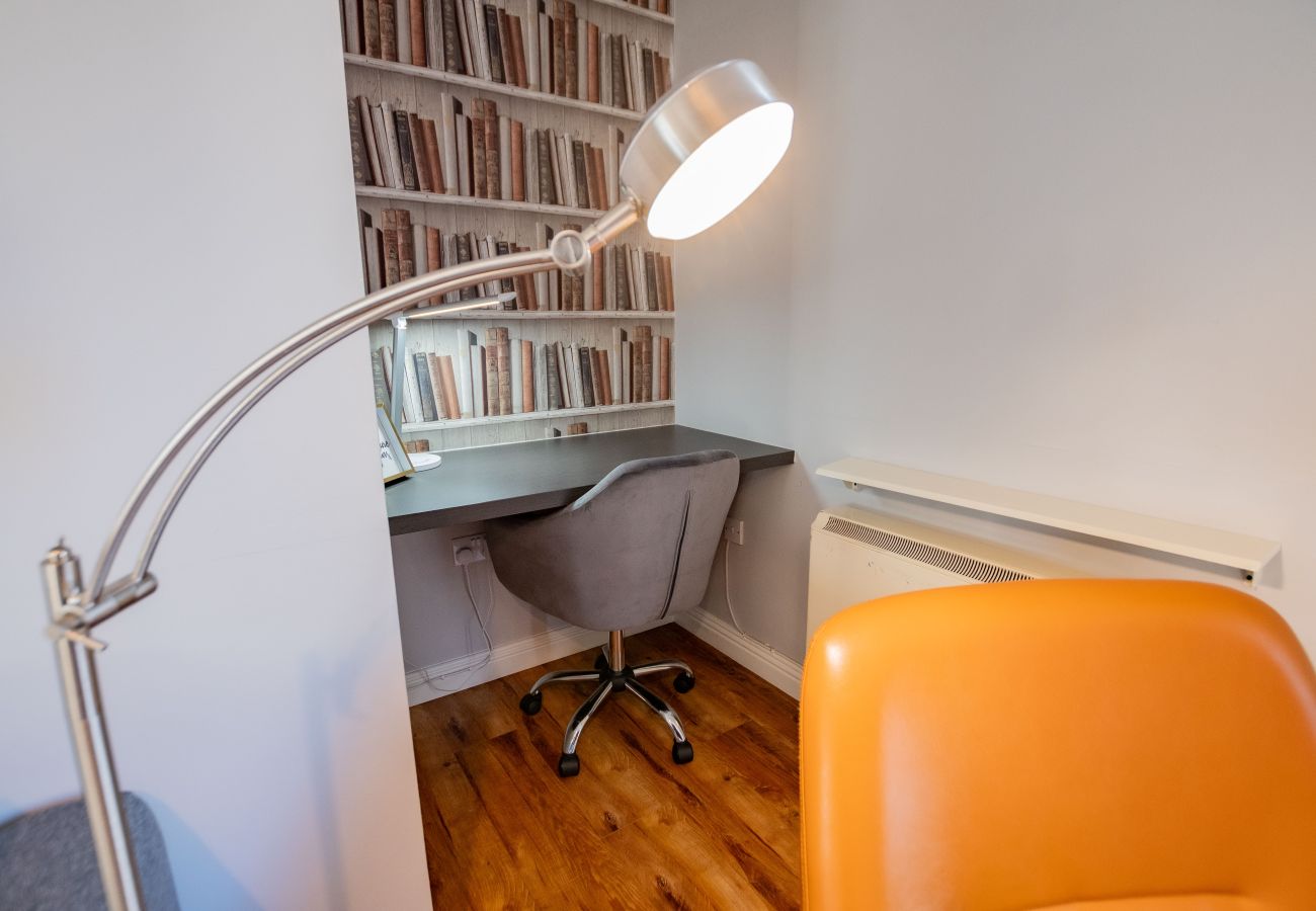 Terraced House in Galway City - Top of the City Townhouse