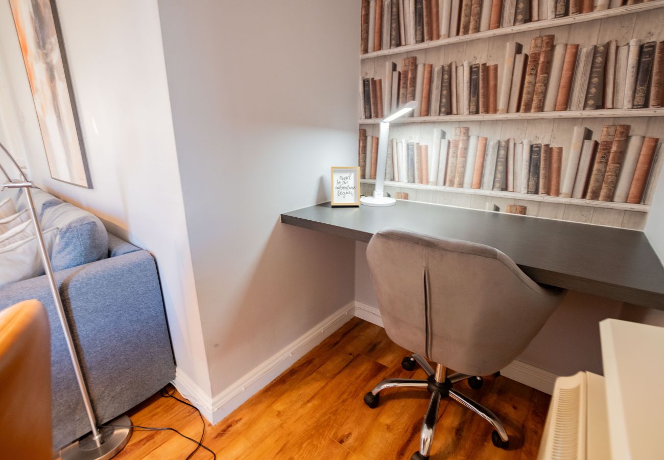 Terraced House in Galway City - Top of the City Townhouse