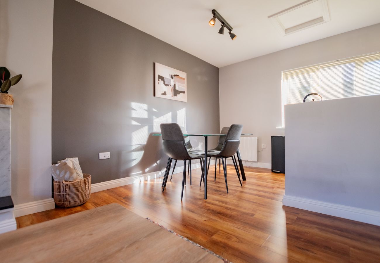 Terraced House in Galway City - Top of the City Townhouse