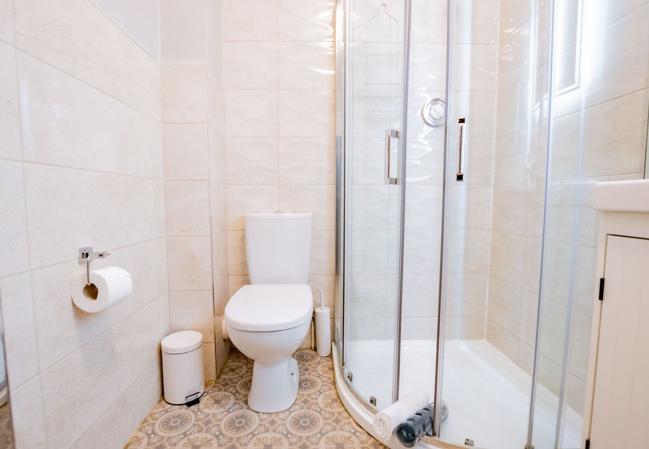 Terraced House in Galway City - Top of the City Townhouse