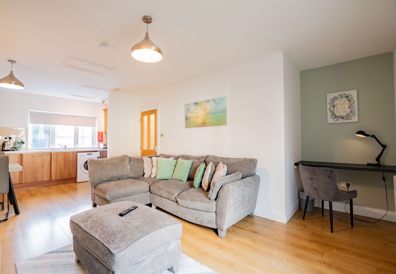 Apartment in Galway City - Location! Minutes to the Latin Quarter, Spanish Arch, and Shop Street