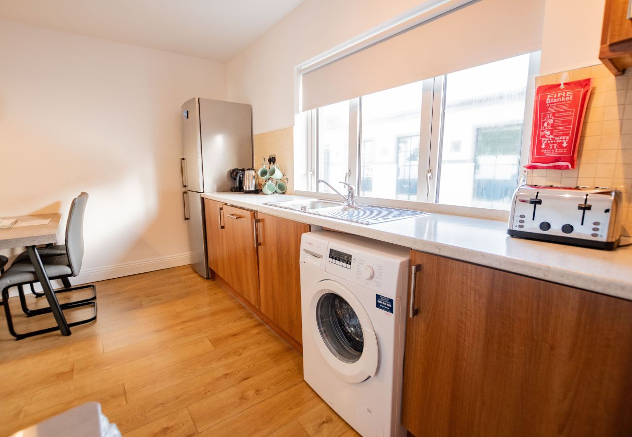 Apartment in Galway City - Location! Minutes to the Latin Quarter, Spanish Arch, and Shop Street