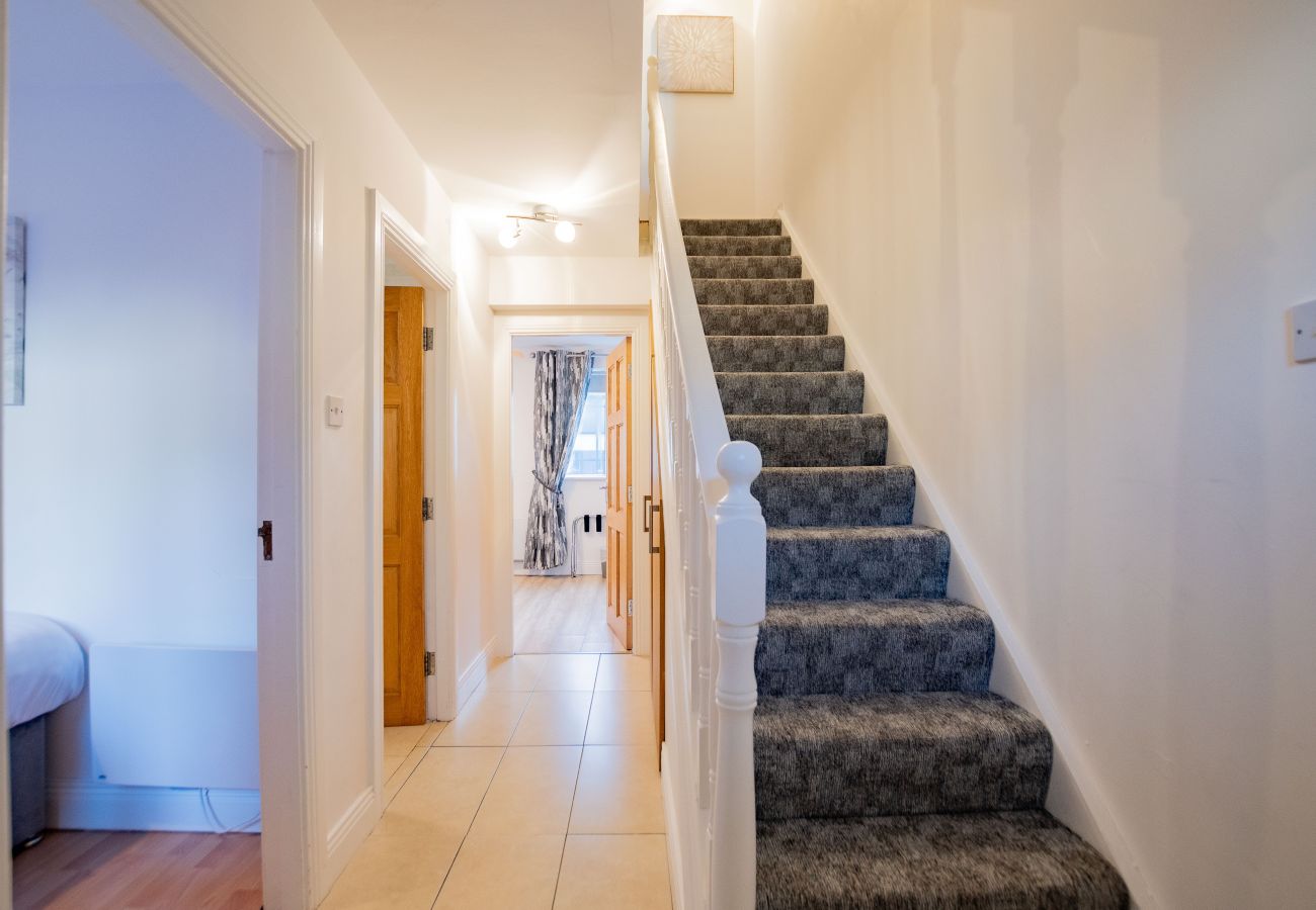 Apartment in Galway City - Location! Minutes to the Latin Quarter, Spanish Arch, and Shop Street