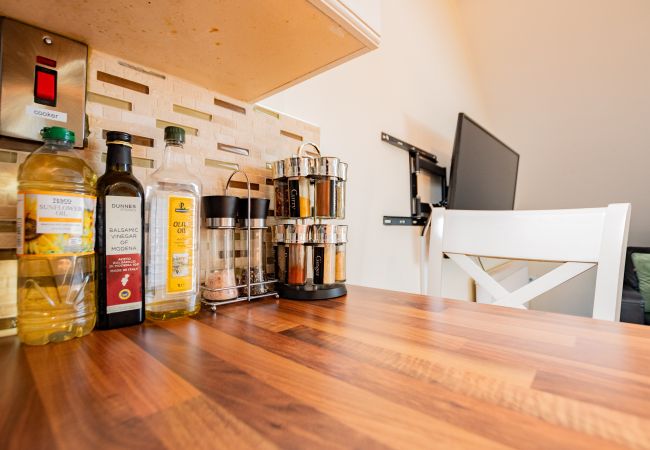Apartment in Galway City - The Westend Hideaway #2 - Sleeps 4 Apartment in Galway City - The Westend Hideaway #2 - Sleeps 4