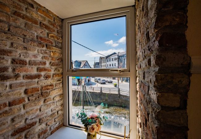 Apartment in Galway City - The Westend Hideaway #2 - Sleeps 4 Apartment in Galway City - The Westend Hideaway #2 - Sleeps 4