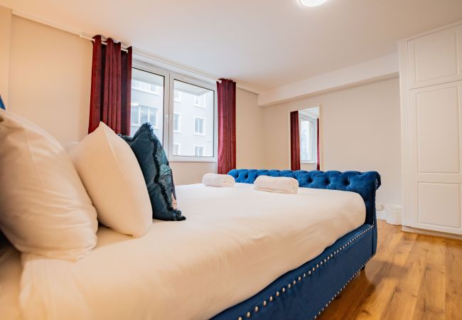 Terraced House in Galway City - Spacious City Centre Apartment - Sleeps 6 Terraced House in Galway City - Spacious City Centre Apartment - Sleeps 6