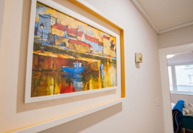 Terraced House in Galway City - Spacious City Centre Apartment - Sleeps 6 Terraced House in Galway City - Spacious City Centre Apartment - Sleeps 6